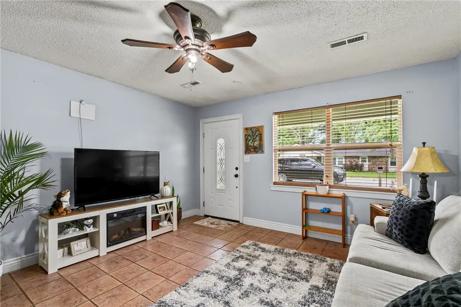 1155 Jo Lynn Street, Siloam Springs, AR 72761 - #3