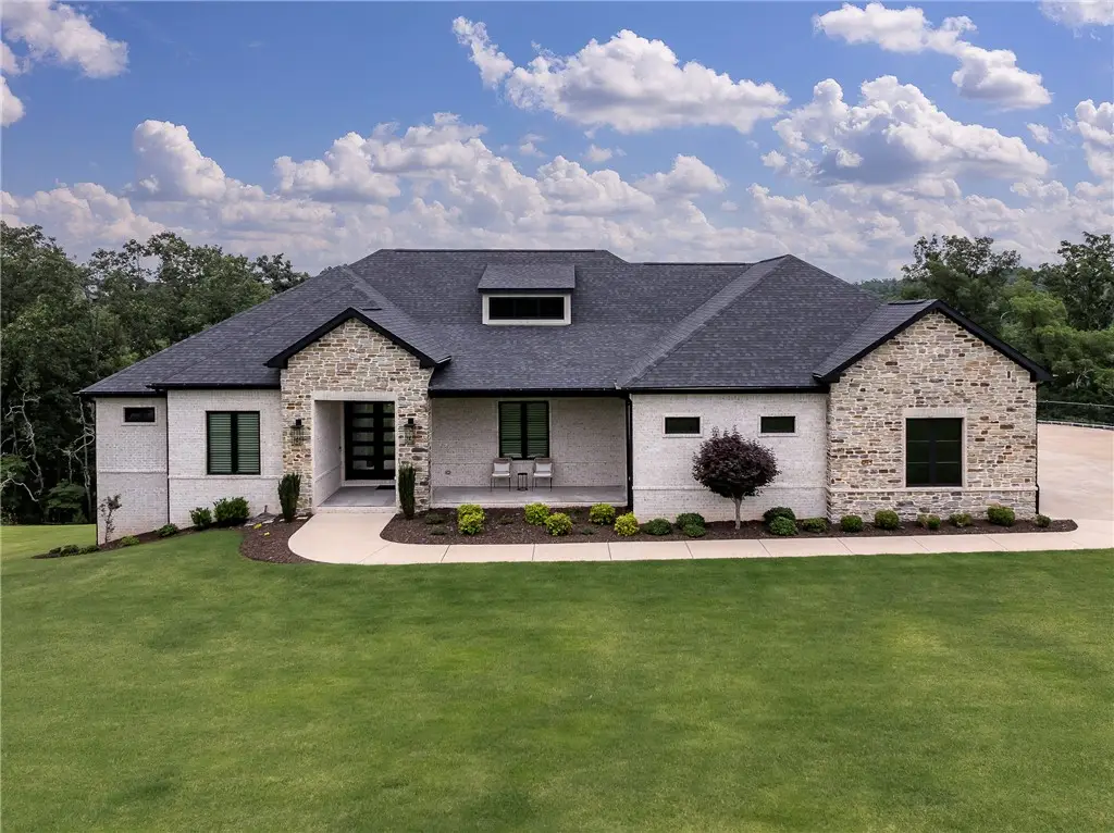 15440 Brightwater Xing, Rogers, AR 72756 - #1