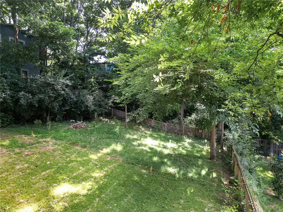 214 Church Avenue, Fayetteville, AR 72701 - #2