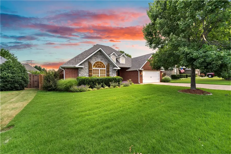 8176 Anna Maria Avenue, Springdale, AR 72762 - #2