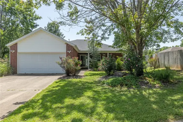 4277 E Lawndale Drive, Fayetteville, AR 72701