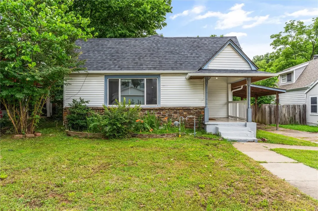 716 N Mount Olive Street, Siloam Springs, AR 72761 - #1