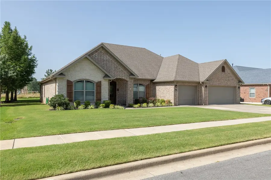 2661 W Vanike Drive, Fayetteville, AR 72704 - #3