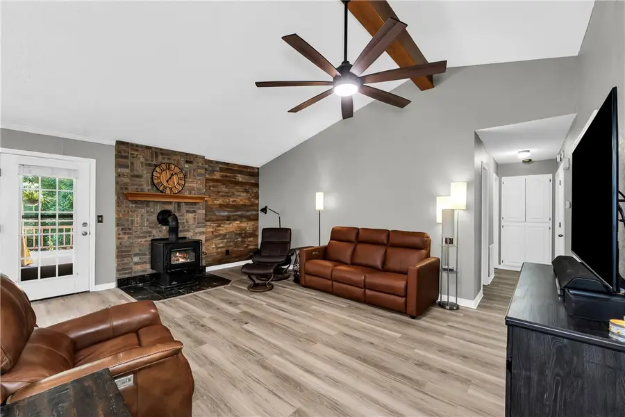 2 Saint Neots Lane, Bella Vista, AR 72714 - #3