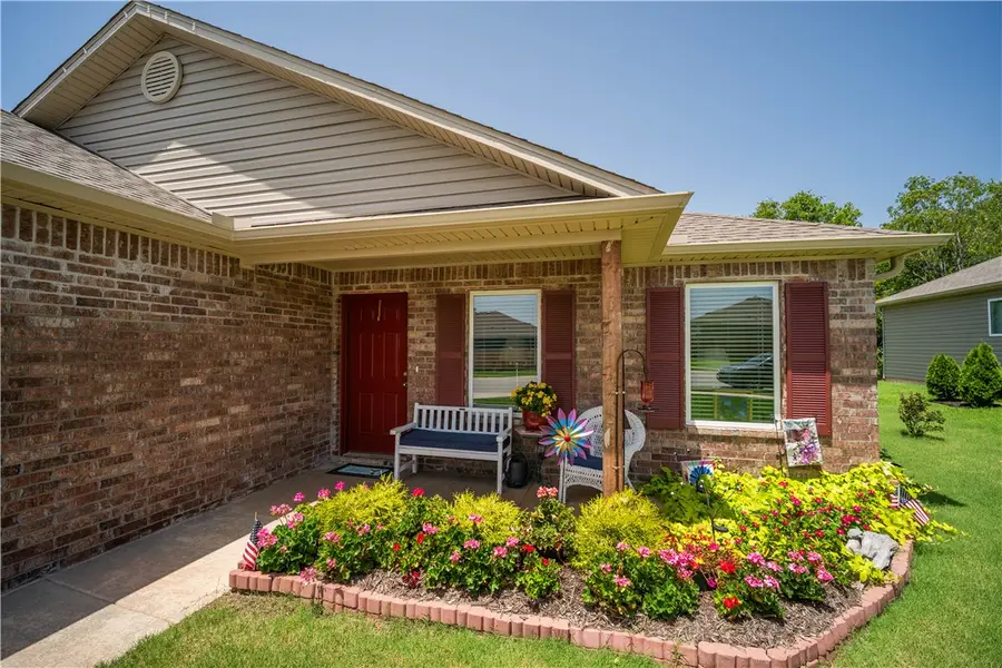 109 W Gillian Avenue, Rogers, AR 72758 - #2