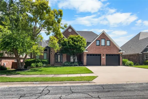 4004 NE Cadbury Avenue, Bentonville, AR 72712