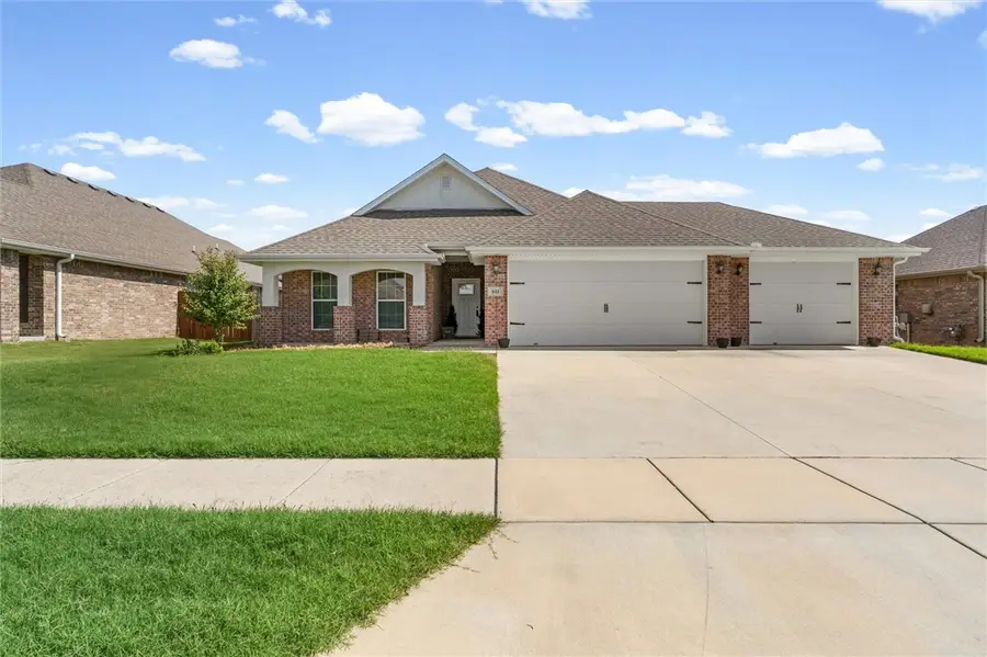 611 Gala Circle, Bentonville, AR 72712 - #2