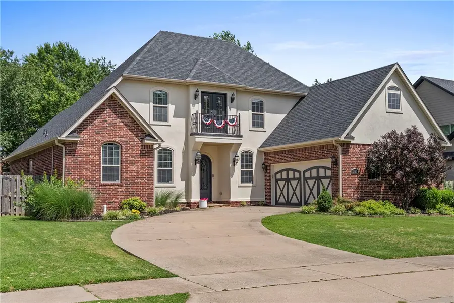 207 N Angel Falls Lane, Springdale, AR 72762 - #3