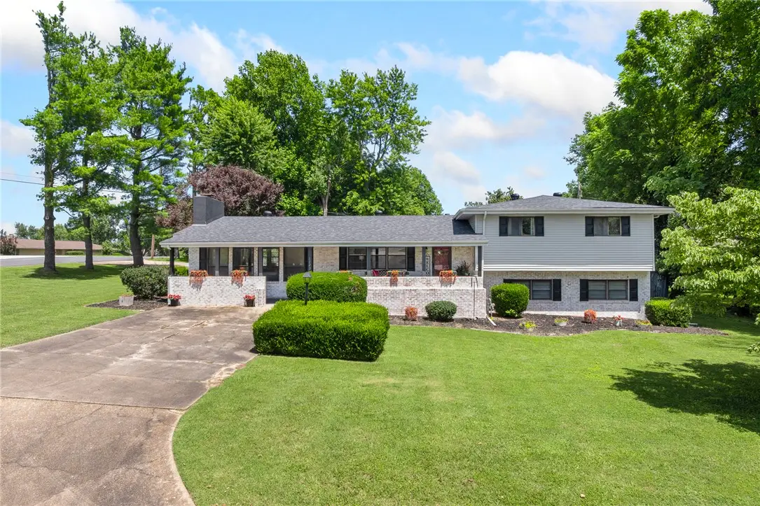 1123 N Liberty Street, Harrison, AR 72601 - #1