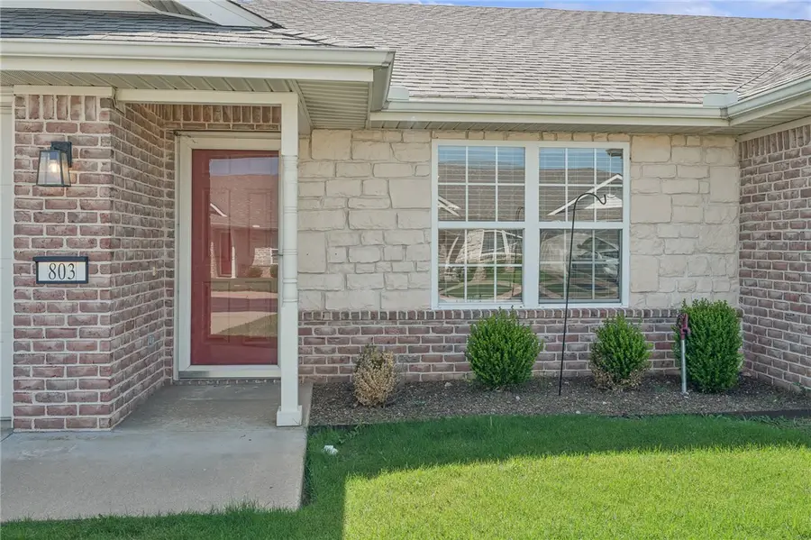 809 N 20th Street, Rogers, AR 72756 - #2