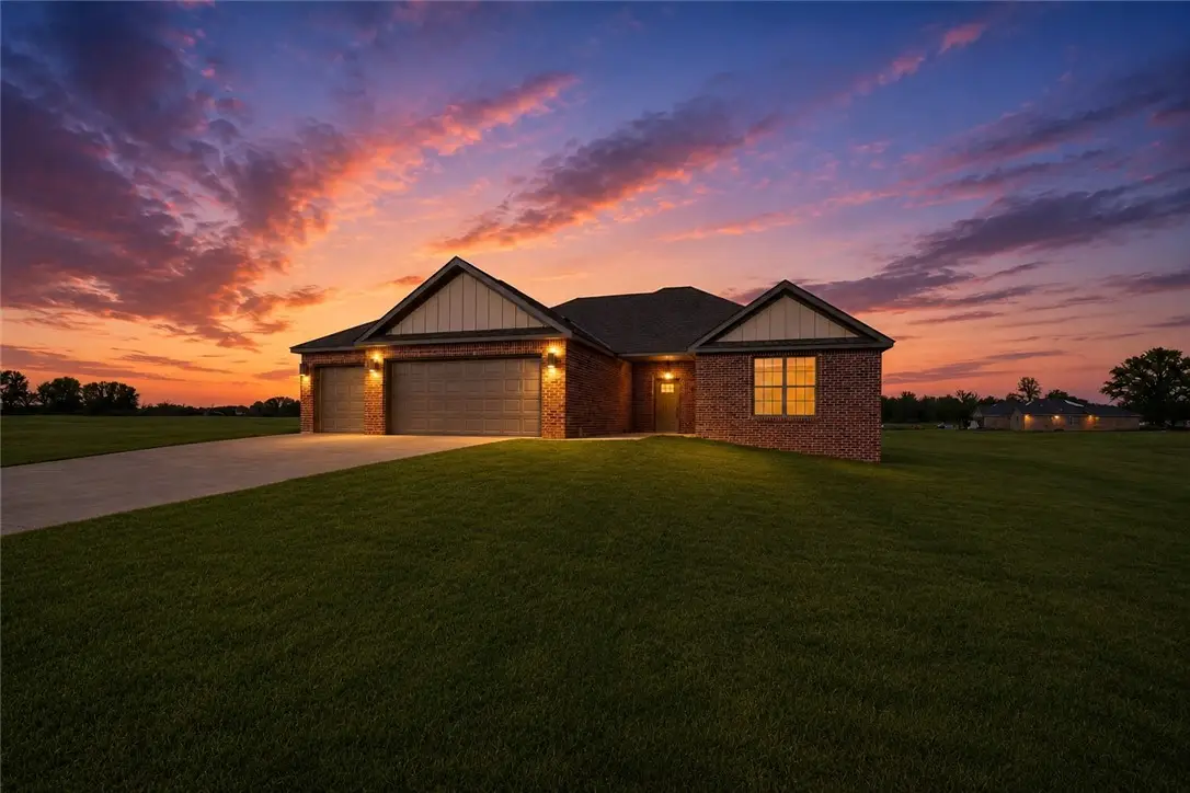 2550 Peterson Road, Gentry, AR 72734 - #1