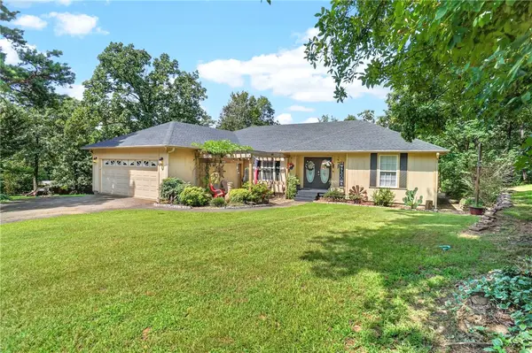 328 Treeline Circle, Russellville, AR 72802
