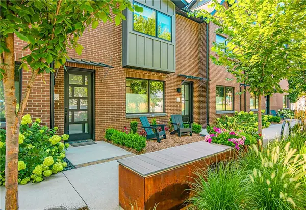 706 SE B Street, Bentonville, AR 72712