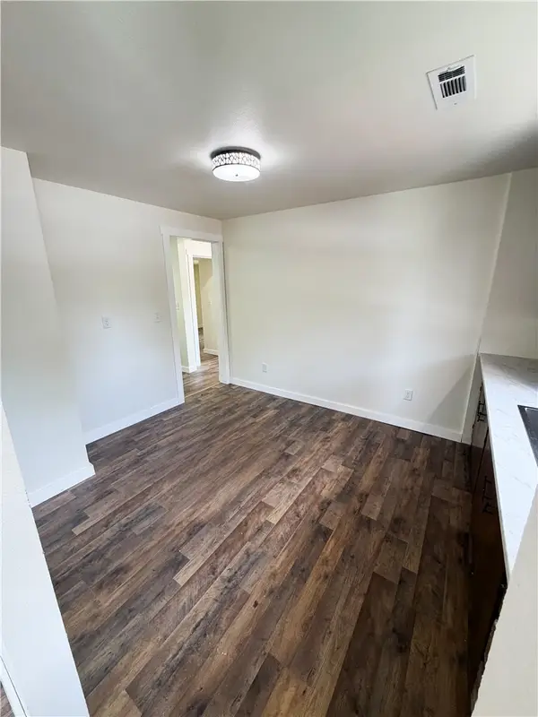 300 N Parrott Drive, Huntsville, AR 72740