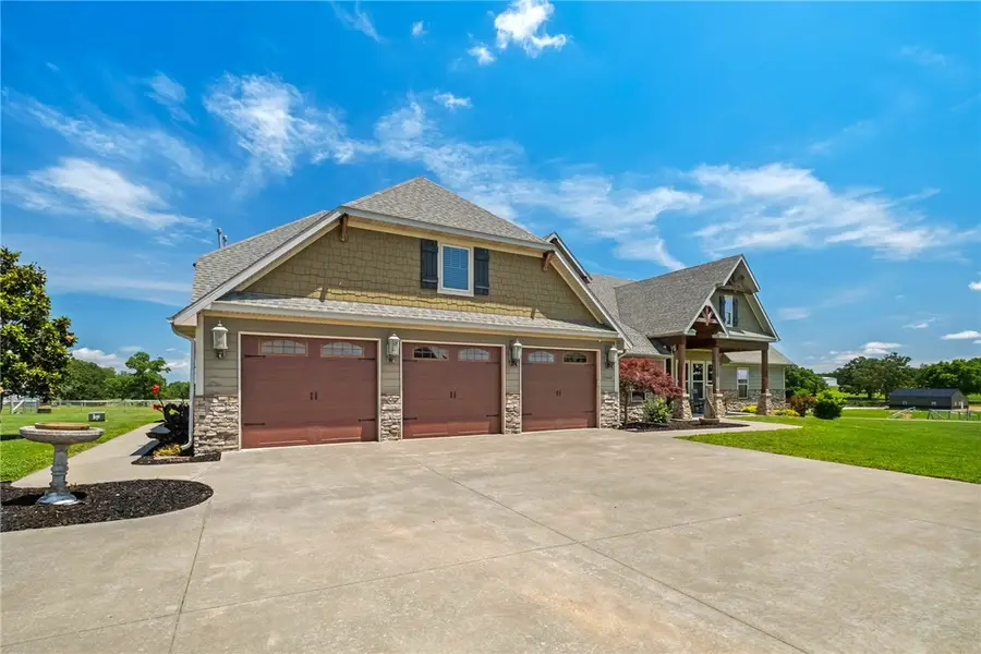 15468 Vaughn Road, Decatur, AR 72722 - #3