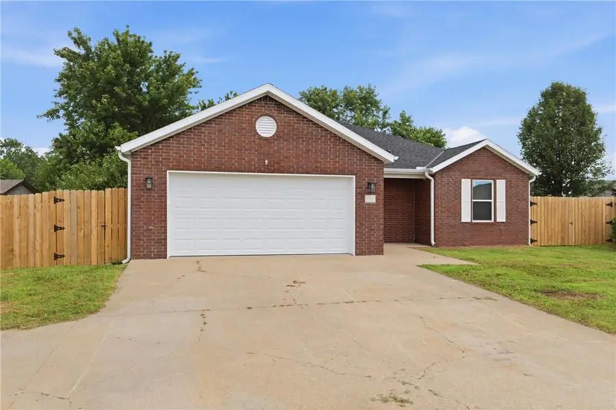 1213 E Glendale Lane, Rogers, AR 72758 - #2