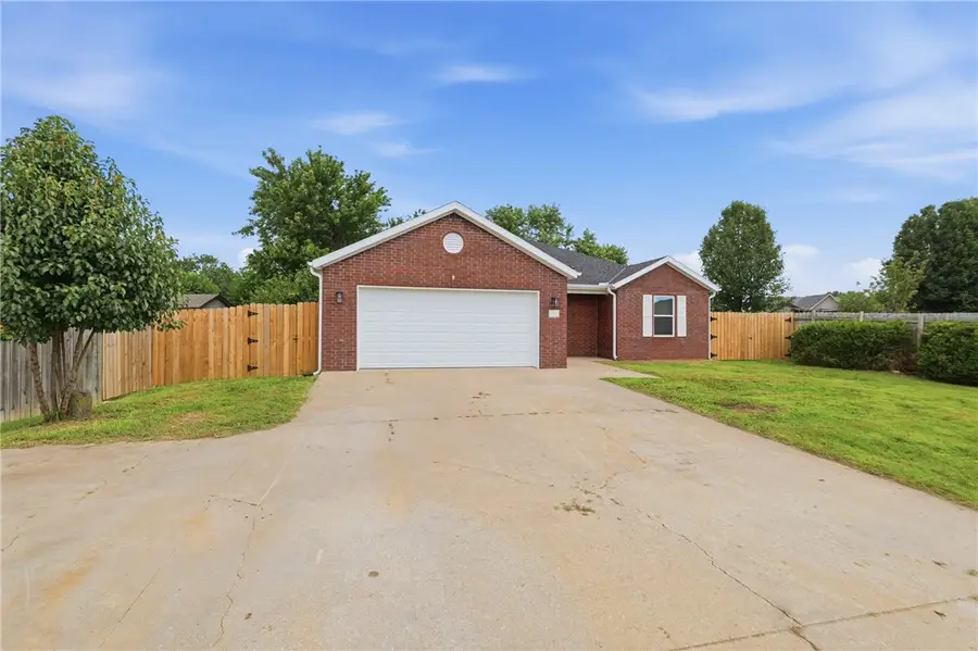 1213 E Glendale Lane, Rogers, AR 72758 - #3