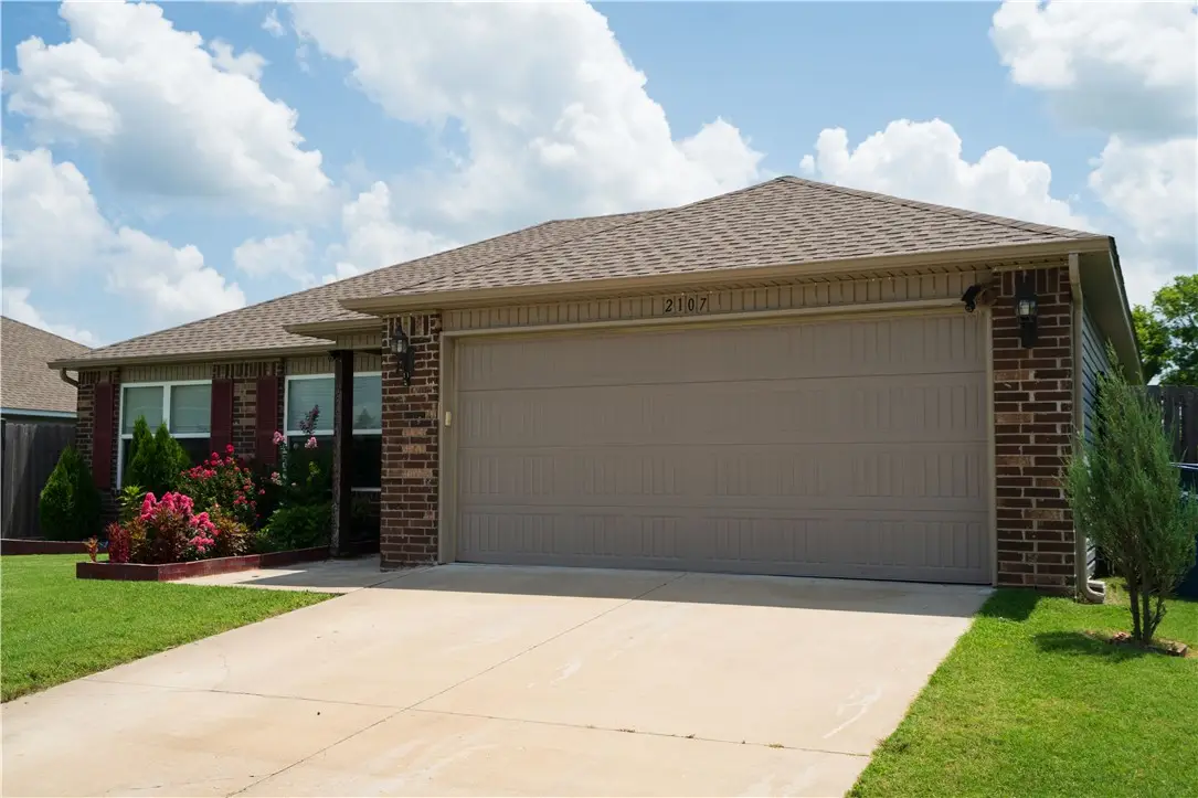 2107 N Lexington Street, Siloam Springs, AR 72761 - #1