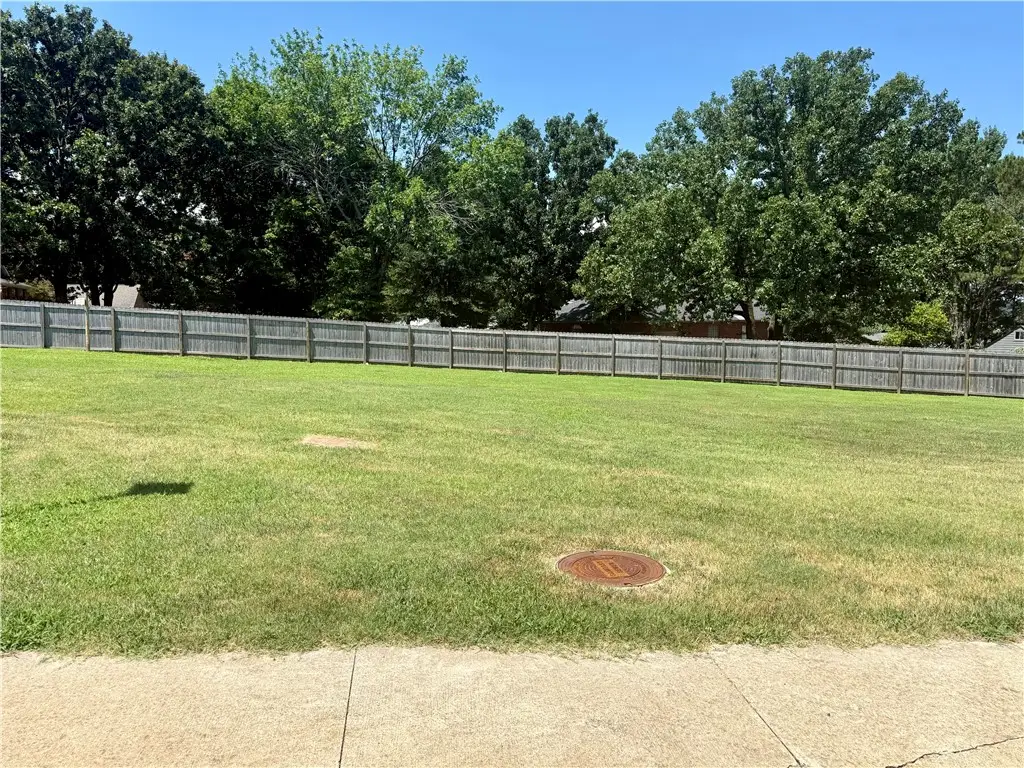 115 Harbor Circle, Russellville, AR 72802 - #1