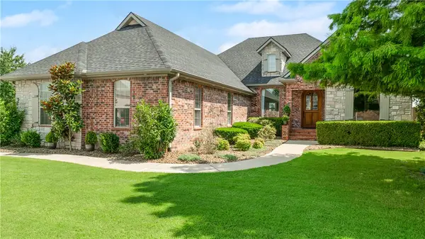 6700 Braebourne Drive, Rogers, AR 72758