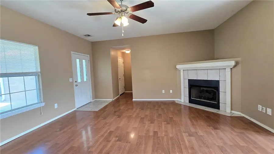 550 Walker Street, Centerton, AR 72719 - #3