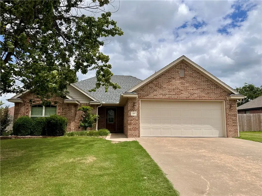 392 N Cold Harbor Avenue, Fayetteville, AR 72704 - #2