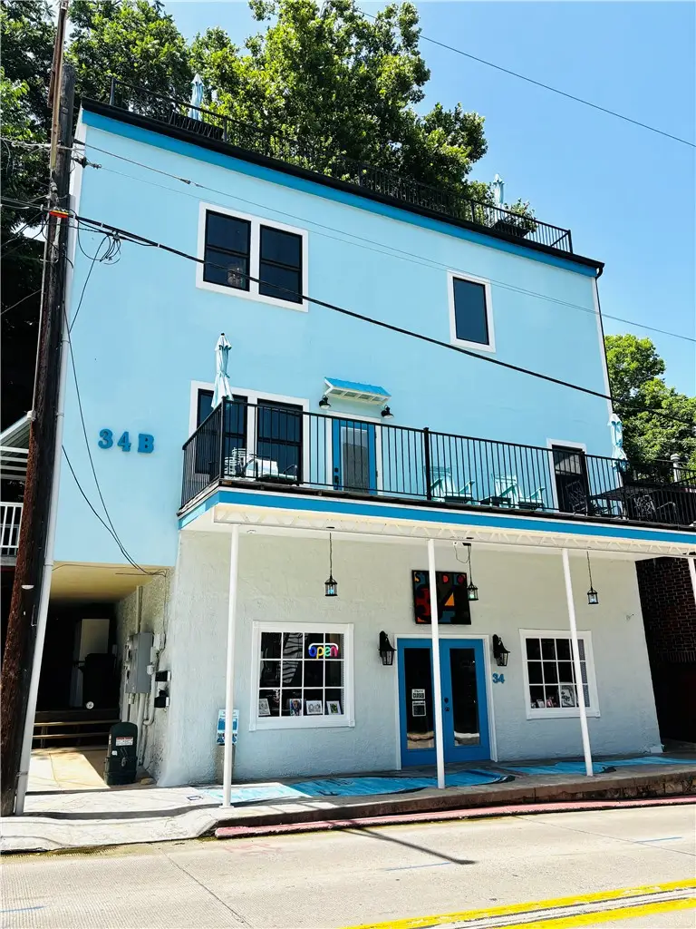 34 N Main Street, Eureka Springs, AR 72632 - #1