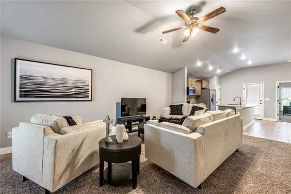 5904 NW Meade Street, Bentonville, AR 72713