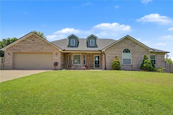 21097 Shady Grove Road, Siloam Springs, AR 72761
