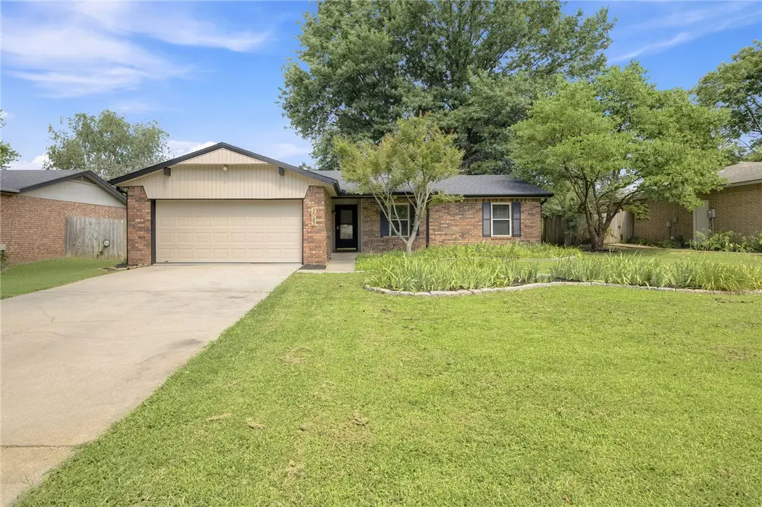 3042 N Malinda Drive, Fayetteville, AR 72703 - #1