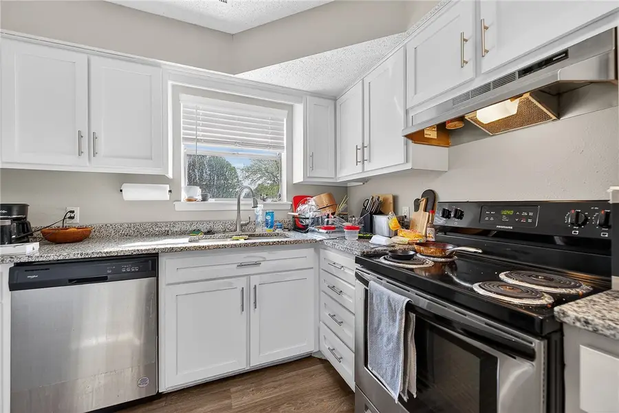 2105 N East Oaks Drive, Fayetteville, AR 72703 - #3