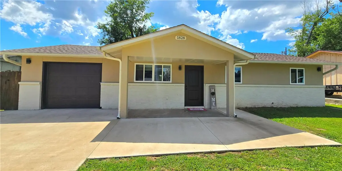 1828 S Beth Drive, Rogers, AR 72758 - #1