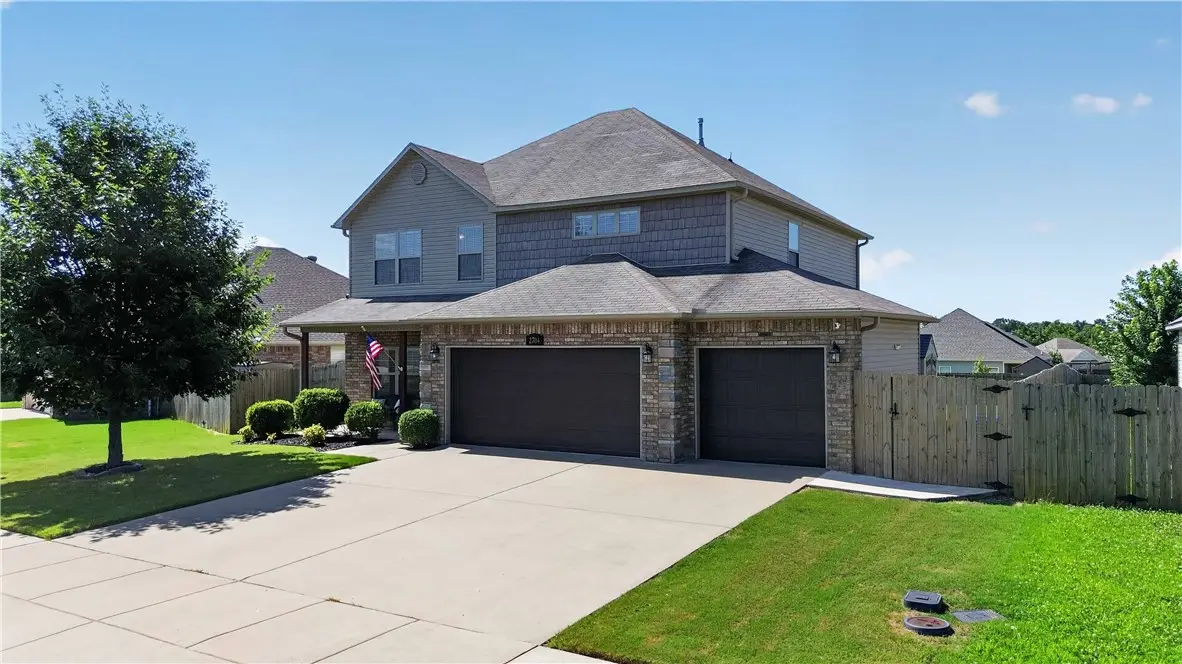 2704 Whispering Woods Court, Lowell, AR 72745 - #1