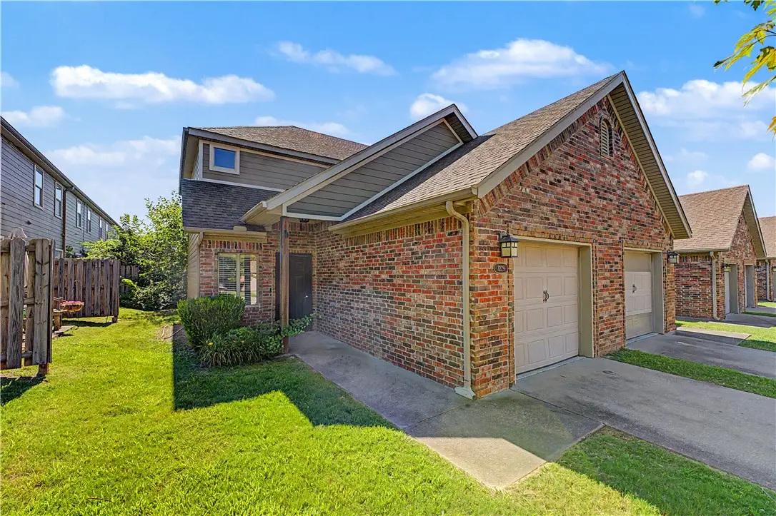 3229 W Montrail Place, Fayetteville, AR 72704 - #1