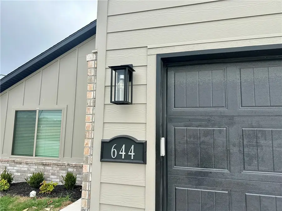 644 NW 65th Avenue, Bentonville, AR 72713 - #3
