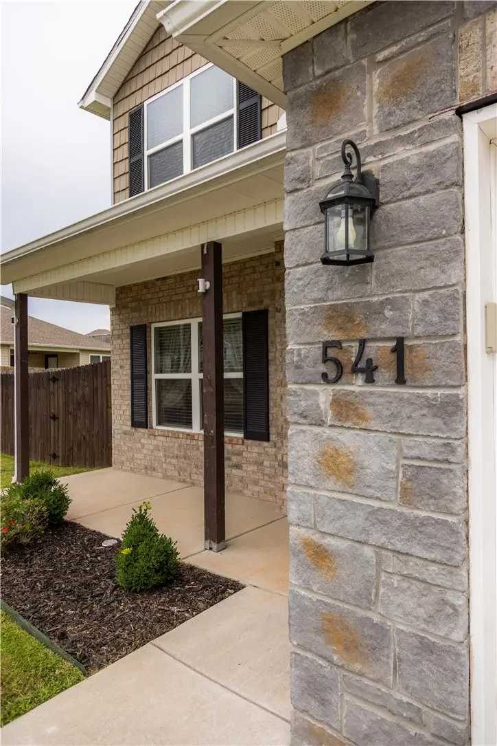 541 Woodcreek Loop, Lowell, AR 72745 - #2