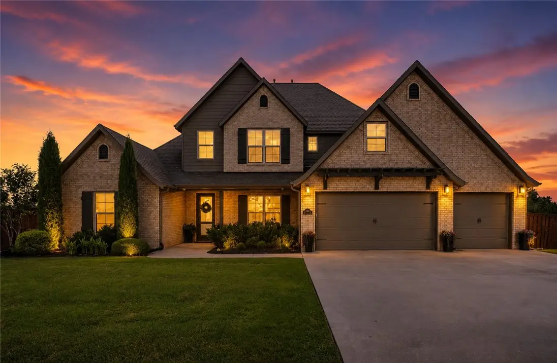 1603 NW Angel Falls Road, Bentonville, AR 72712 - #1
