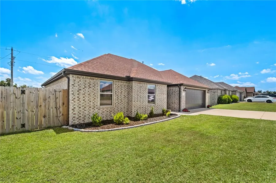 803 Mulberry Street, Gravette, AR 72736 - #3