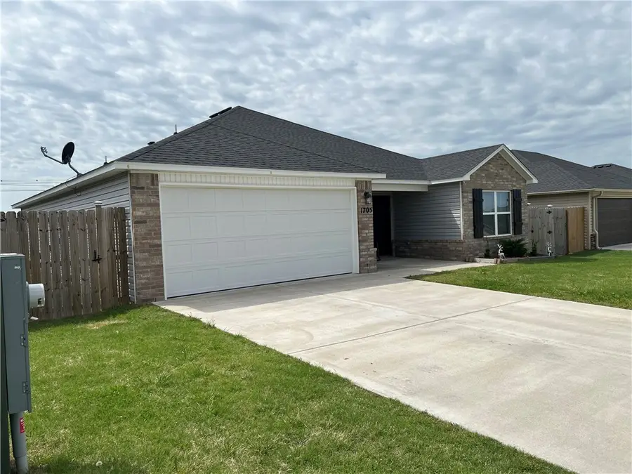 1705 Ace Avenue, Gentry, AR 72734 - #2