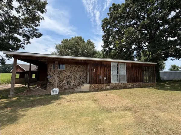 9846 W Highway 64, Clarksville, AR 72830