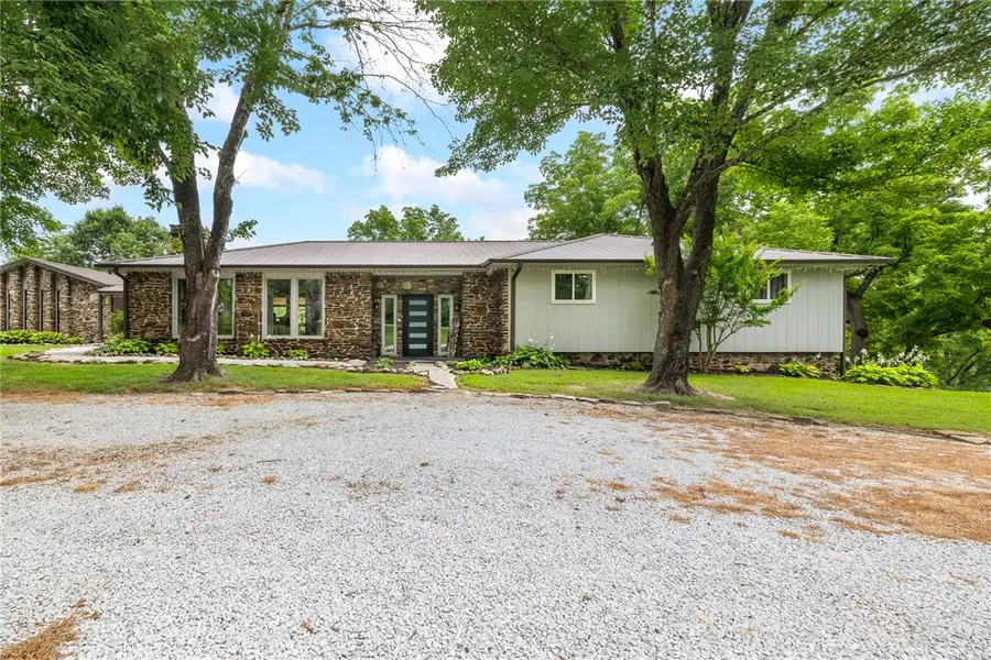 8289 Redbud Lane, Harrison, AR 72601 - #3