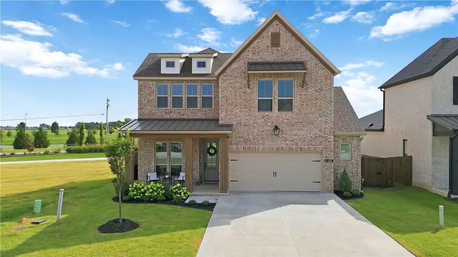 450 Fox Trail, Elm Springs, AR 72762 - #2
