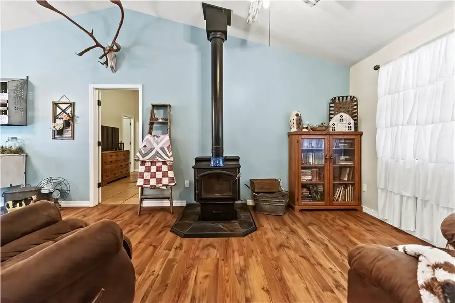 229 Ruby Lane, Yellville, AR 72687 - #3