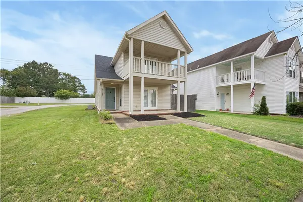 2728 Westminster Drive, Fayetteville, AR 72704