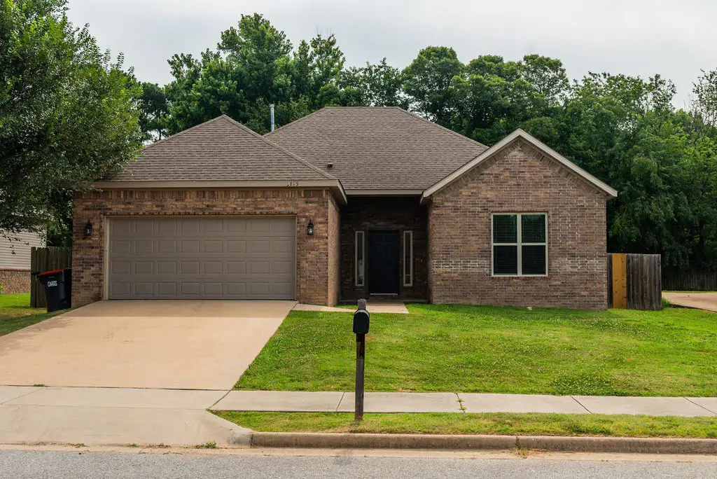 3175 Chelsey Lane, Springdale, AR 72764 - #1