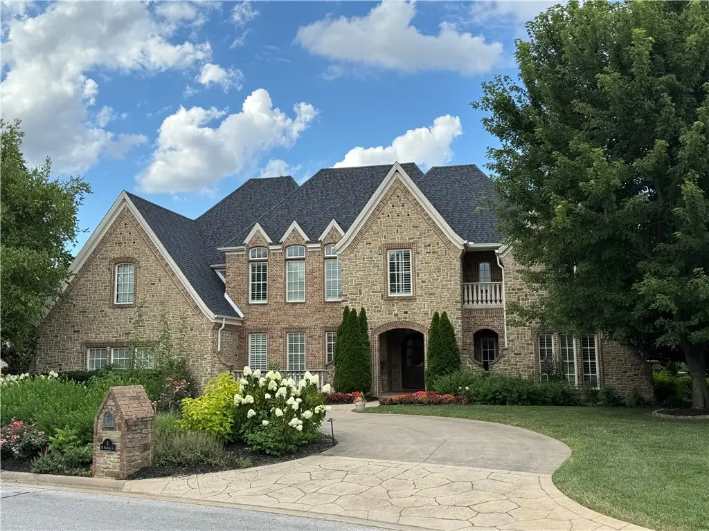 3 W Newhaven Lane, Rogers, AR 72758 - #1