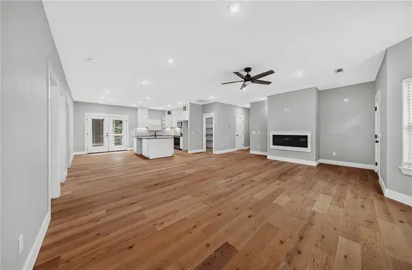 8 Whitstable Drive, Bella Vista, AR 72714