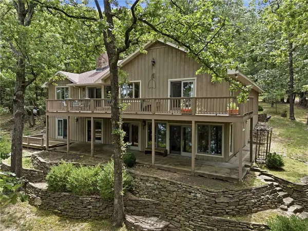 891 Lakeview Drive, Eureka Springs, AR 72631