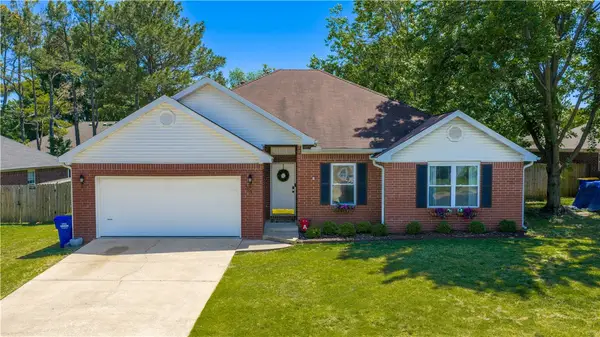 305 Ridgemont Avenue, Lowell, AR 72745