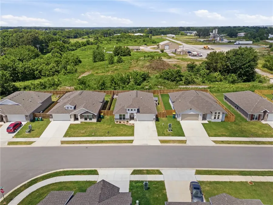 2160 Bluebonnet Lane, Centerton, AR 72719 - #2
